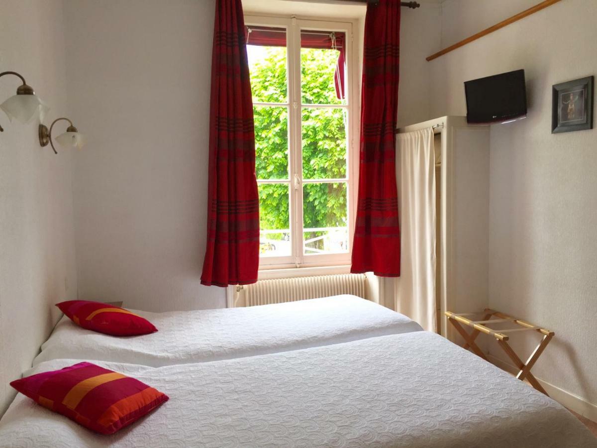 Le Vendangerot Hotel Rully  Buitenkant foto